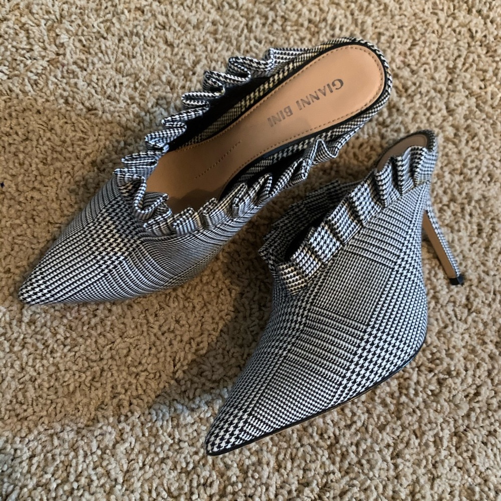 Gianni Bini Mules